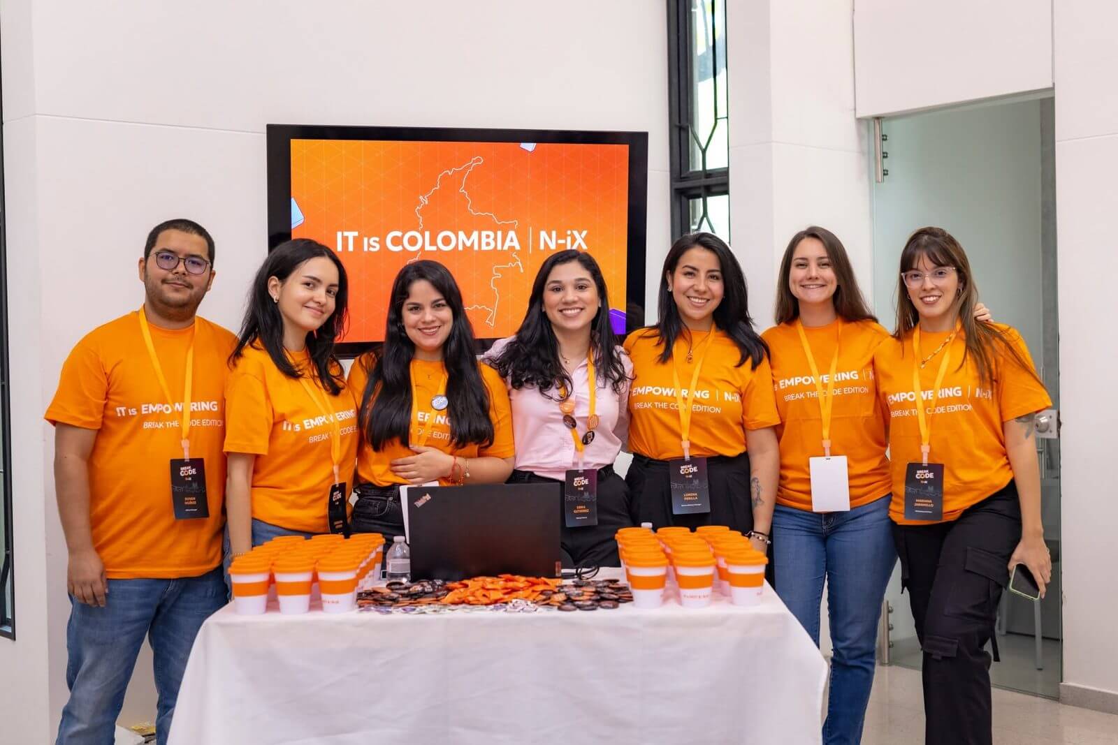 Equipo de N-iX en Break the Code 2025